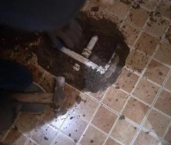 新田卫生间漏水维修公司为您分享下卫生间渗水如何处理及注意事项